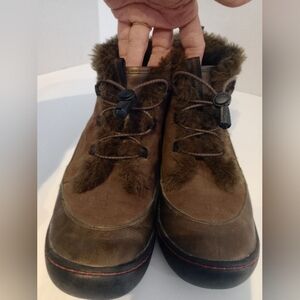PRIVO BOOTIES LEATHER with Rubber‎ soles. Size 9 Brown
